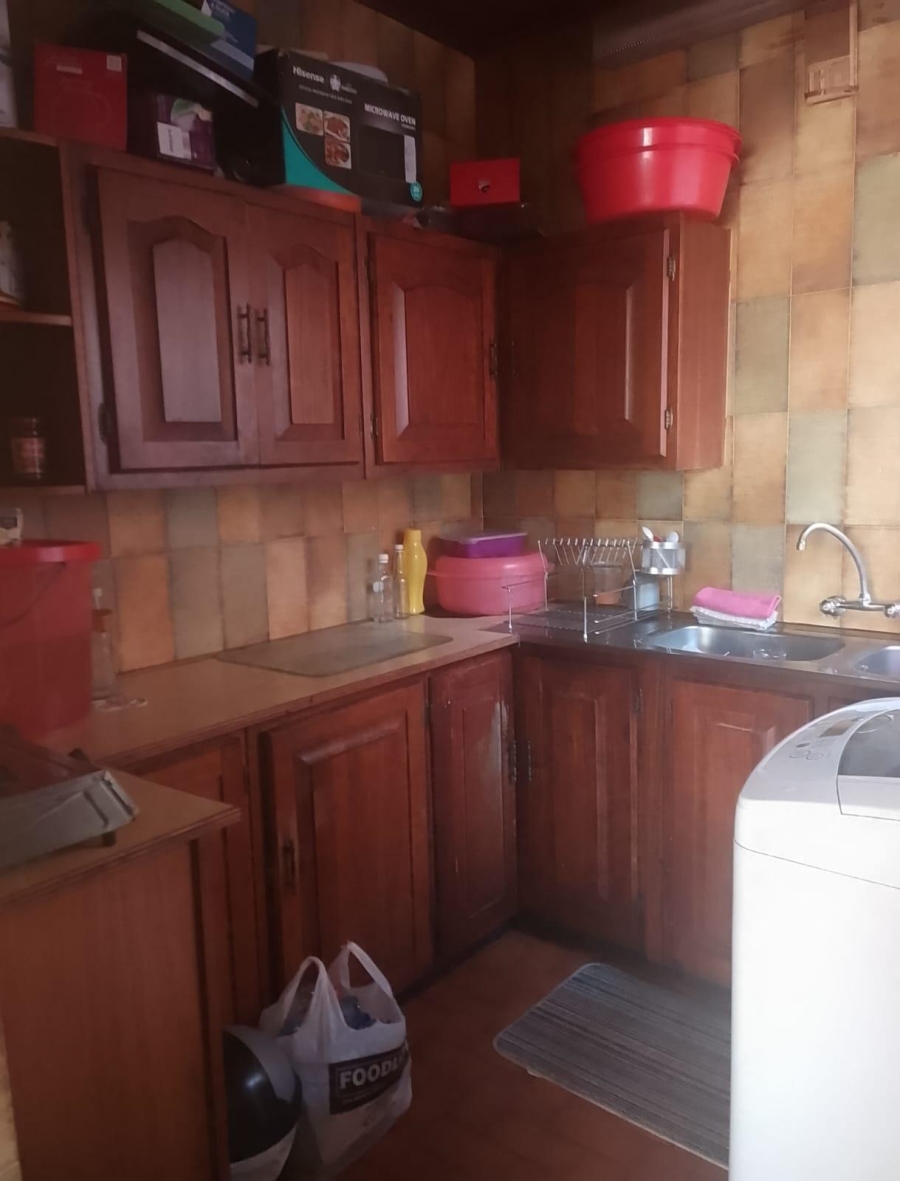 8 Bedroom Property for Sale in Laudium Gauteng