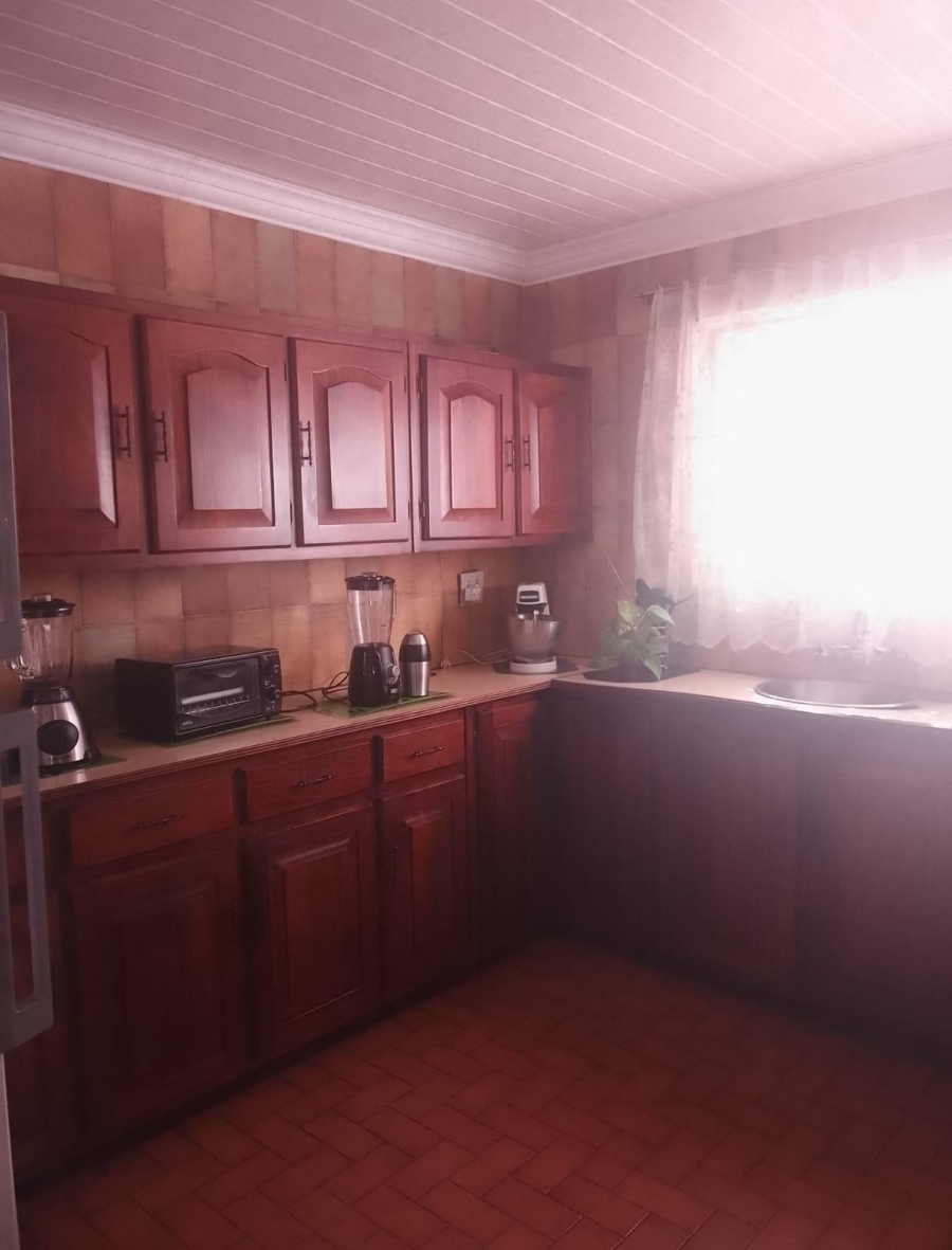 8 Bedroom Property for Sale in Laudium Gauteng