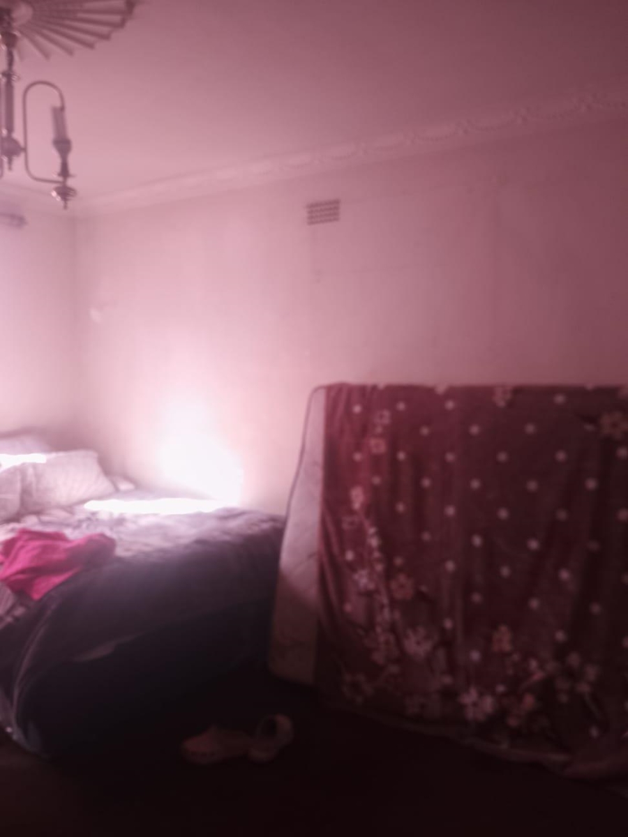 8 Bedroom Property for Sale in Laudium Gauteng