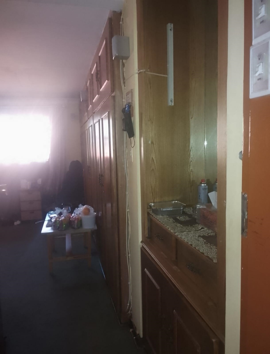 8 Bedroom Property for Sale in Laudium Gauteng