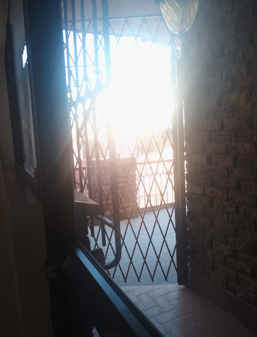 8 Bedroom Property for Sale in Laudium Gauteng