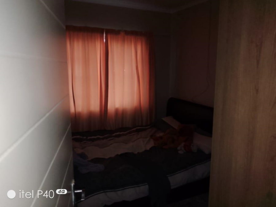 2 Bedroom Property for Sale in Noordwyk Gauteng
