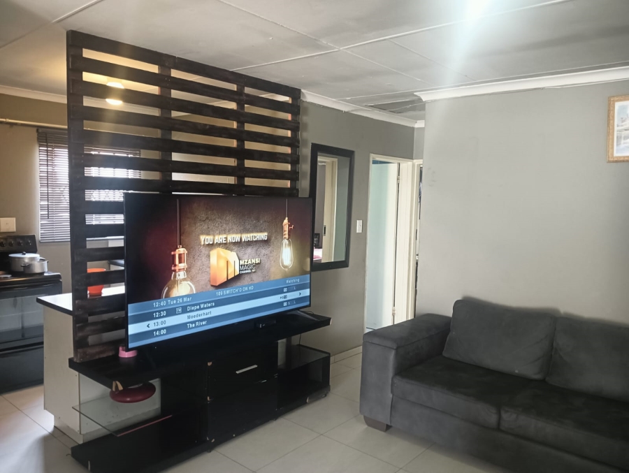 3 Bedroom Property for Sale in Windmill Park Gauteng