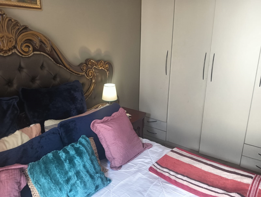 3 Bedroom Property for Sale in Windmill Park Gauteng