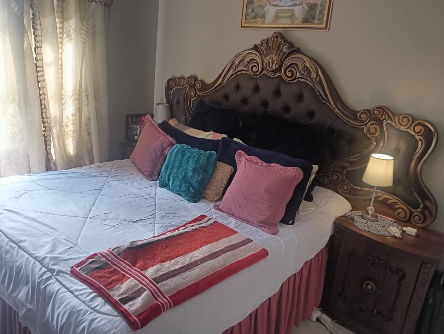 3 Bedroom Property for Sale in Windmill Park Gauteng