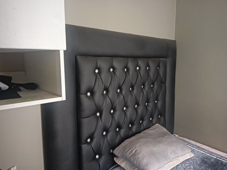 3 Bedroom Property for Sale in Windmill Park Gauteng