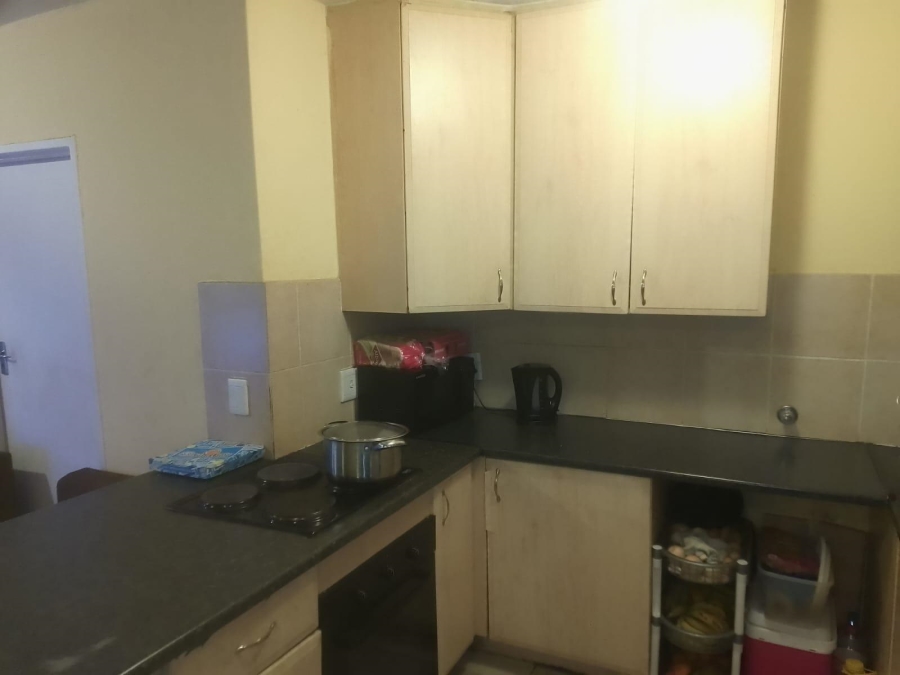 2 Bedroom Property for Sale in Noordwyk Gauteng