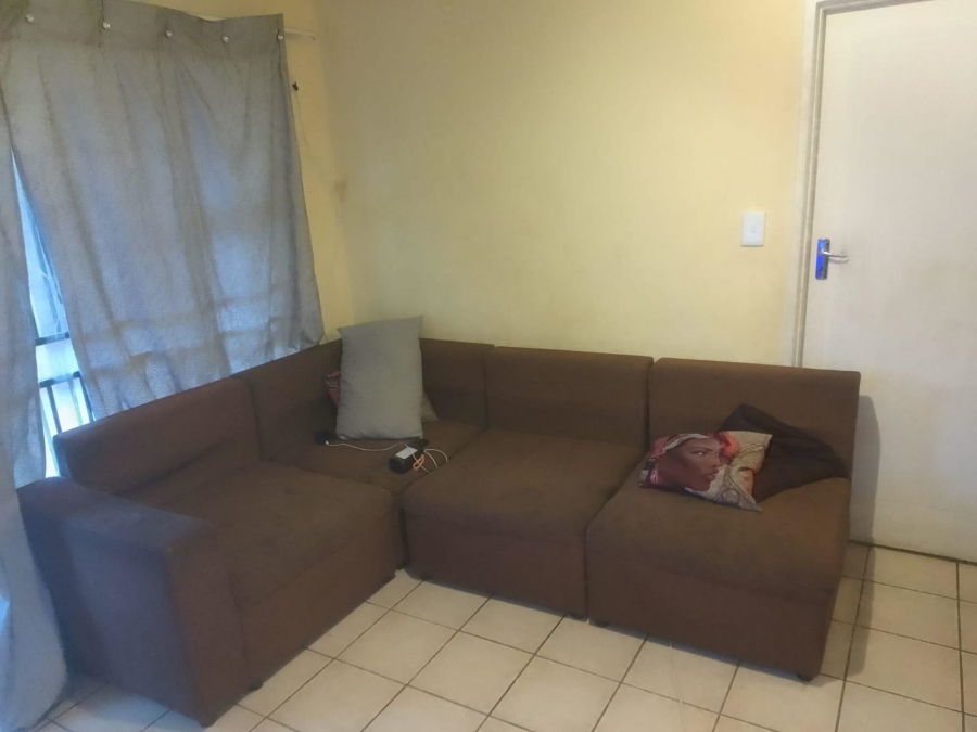 2 Bedroom Property for Sale in Noordwyk Gauteng