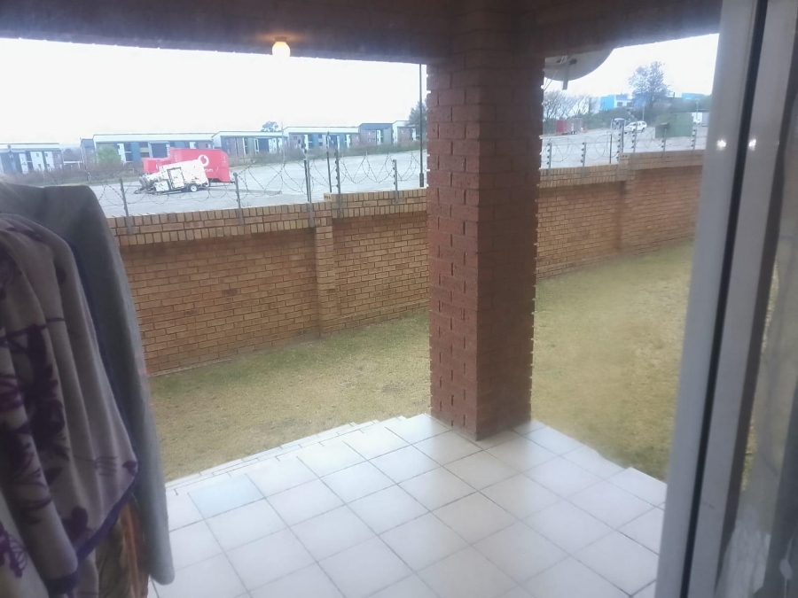 2 Bedroom Property for Sale in Noordwyk Gauteng