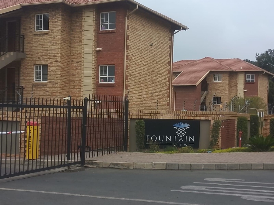 2 Bedroom Property for Sale in Noordwyk Gauteng