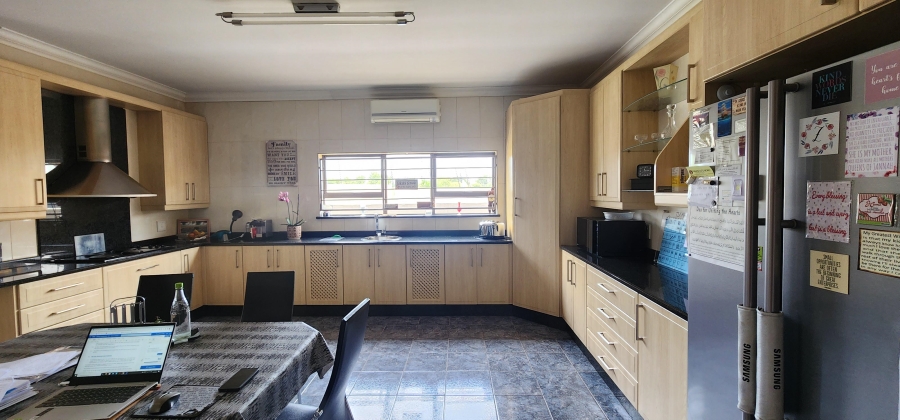 4 Bedroom Property for Sale in Erasmia Gauteng