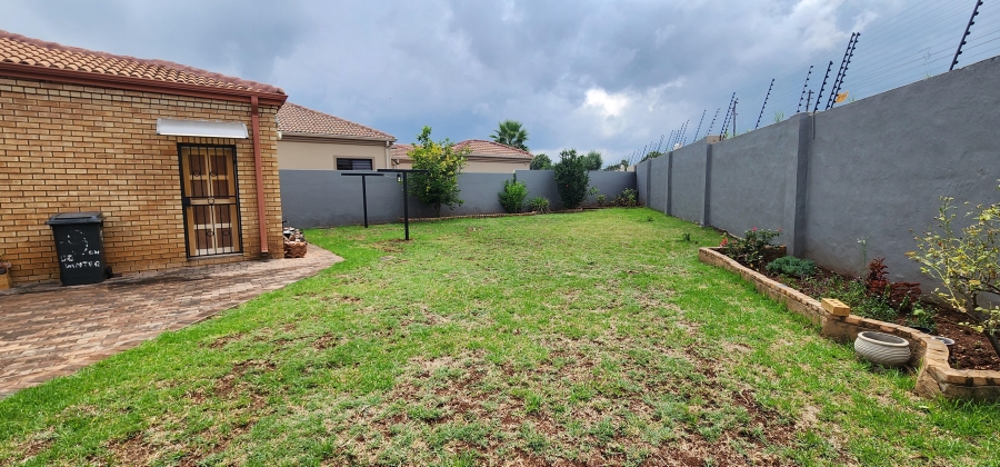 4 Bedroom Property for Sale in Erasmia Gauteng