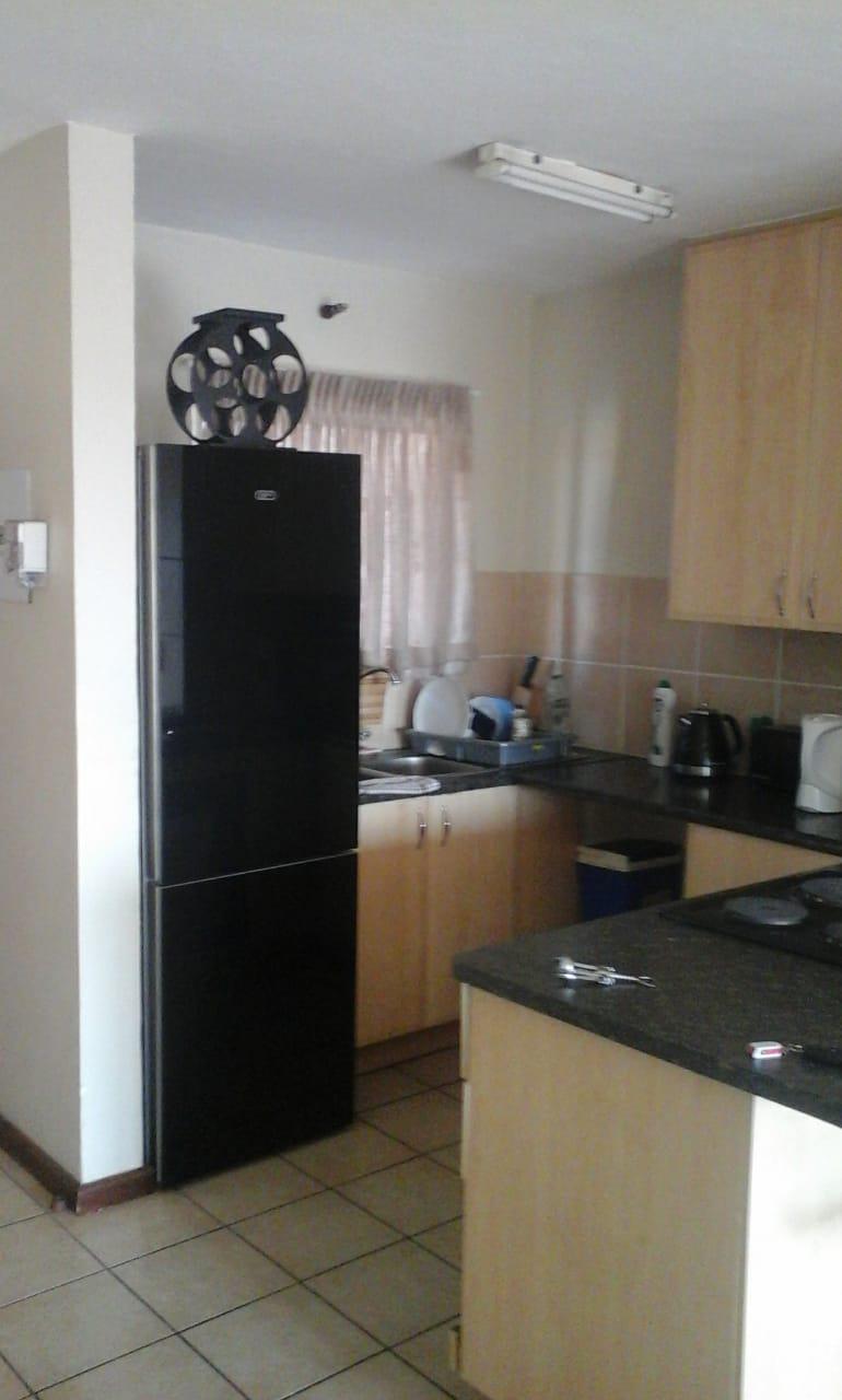 2 Bedroom Property for Sale in Erand Gardens Gauteng