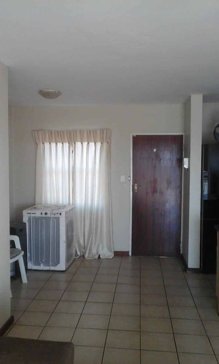 2 Bedroom Property for Sale in Erand Gardens Gauteng