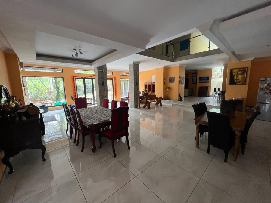 6 Bedroom Property for Sale in Raslouw Gauteng