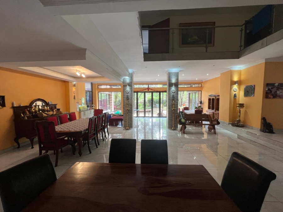 6 Bedroom Property for Sale in Raslouw Gauteng