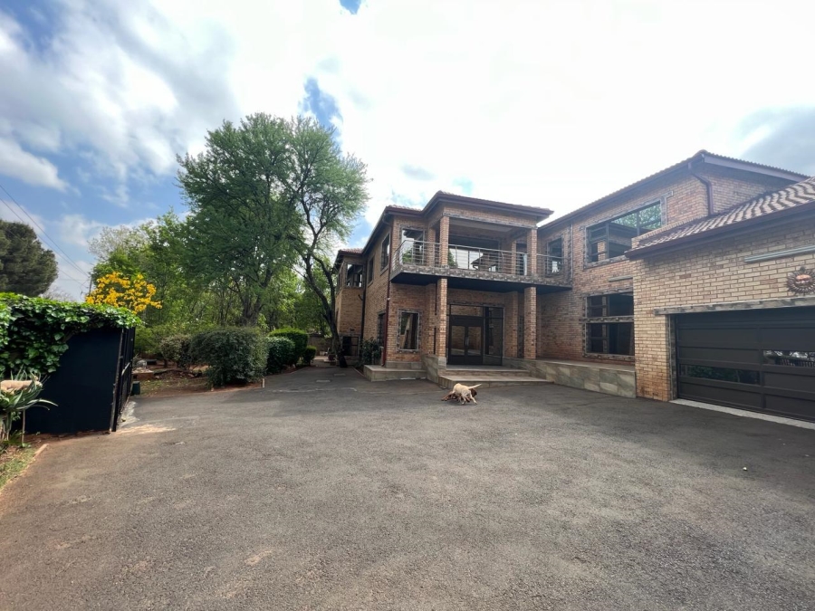 6 Bedroom Property for Sale in Raslouw Gauteng
