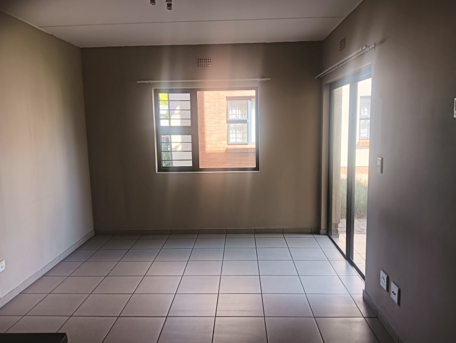 2 Bedroom Property for Sale in Ravenswood Gauteng