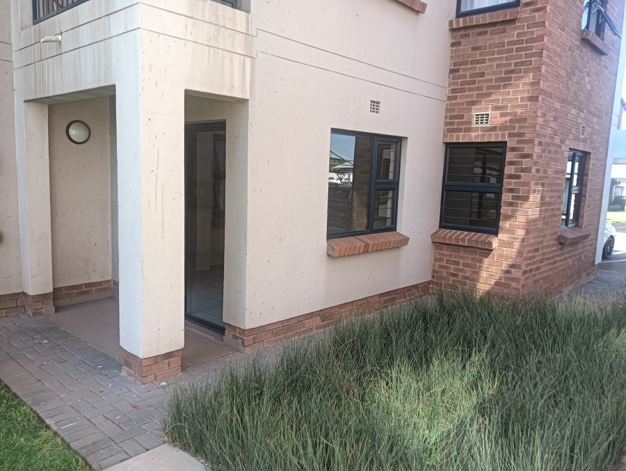 2 Bedroom Property for Sale in Ravenswood Gauteng