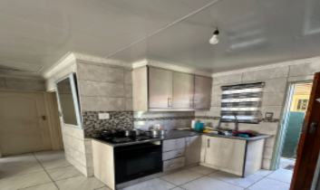2 Bedroom Property for Sale in Windmill Park Gauteng