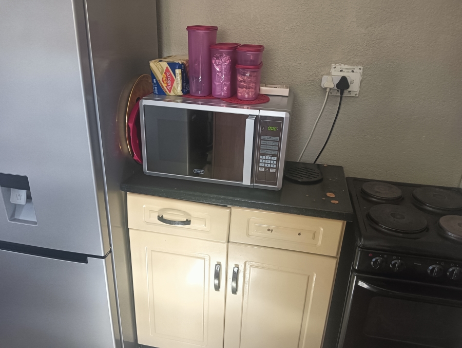 2 Bedroom Property for Sale in Windmill Park Gauteng