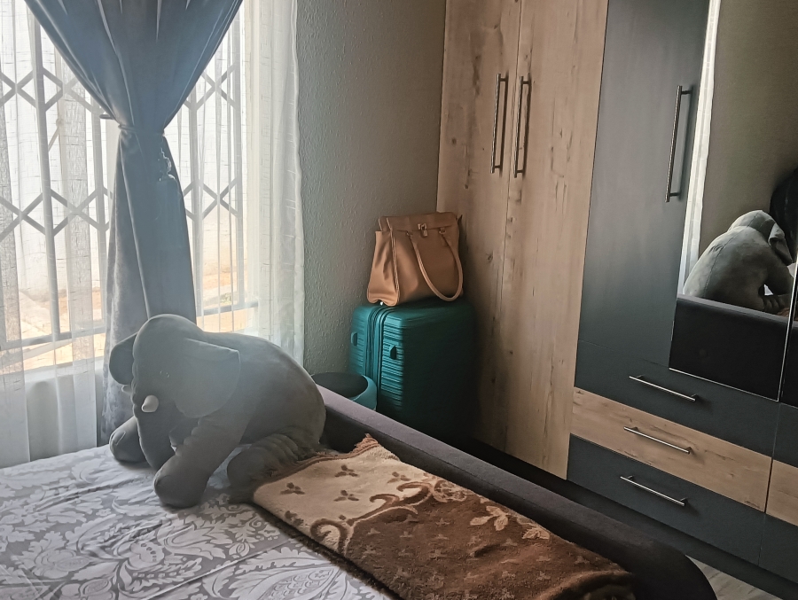 2 Bedroom Property for Sale in Windmill Park Gauteng