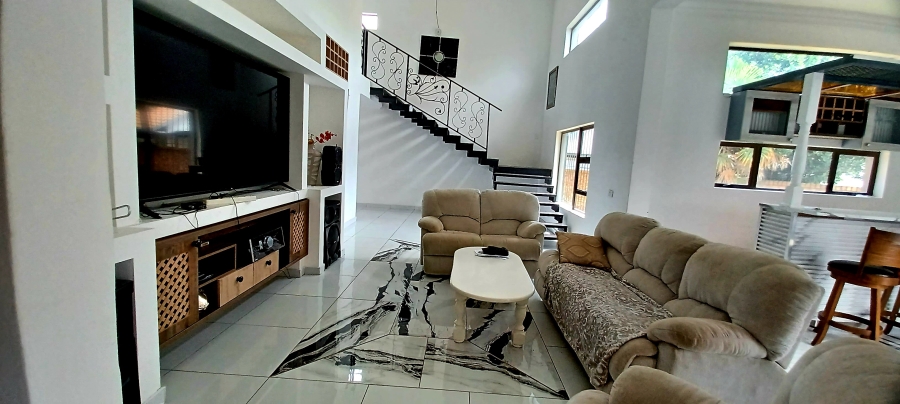 5 Bedroom Property for Sale in Sunair Park Gauteng