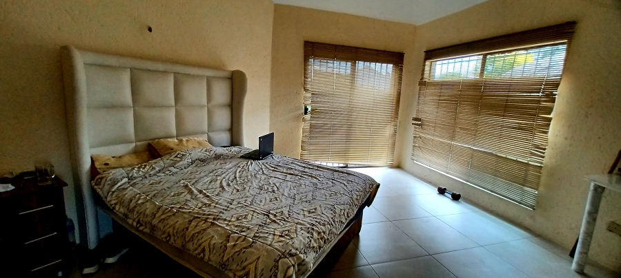 5 Bedroom Property for Sale in Sunair Park Gauteng