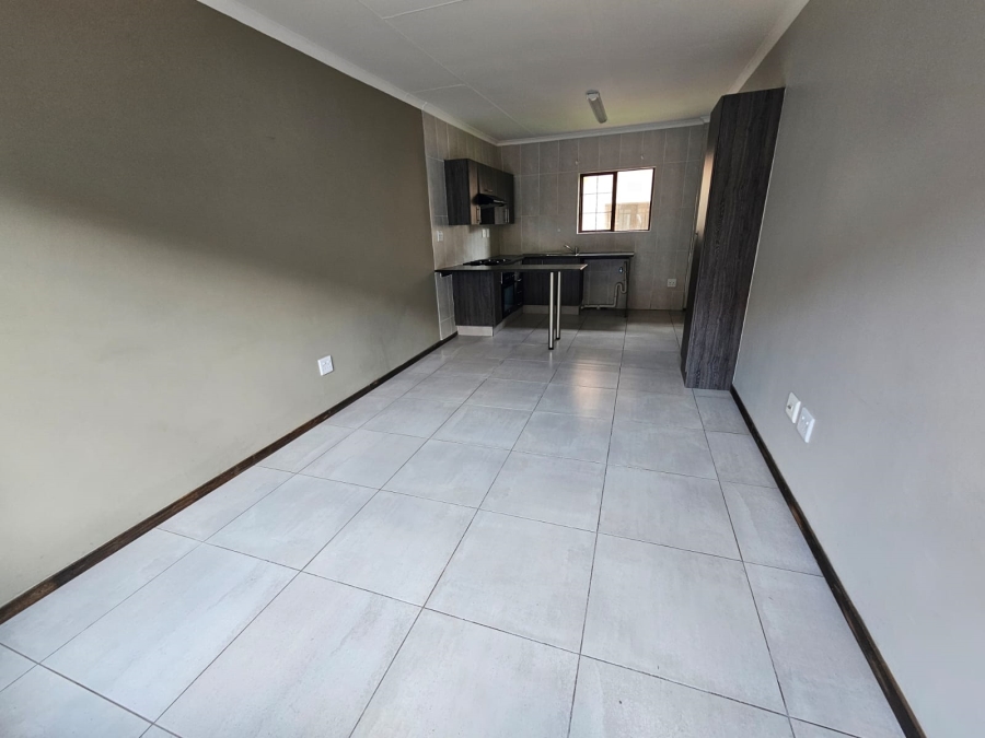 1 Bedroom Property for Sale in Kenleaf Gauteng