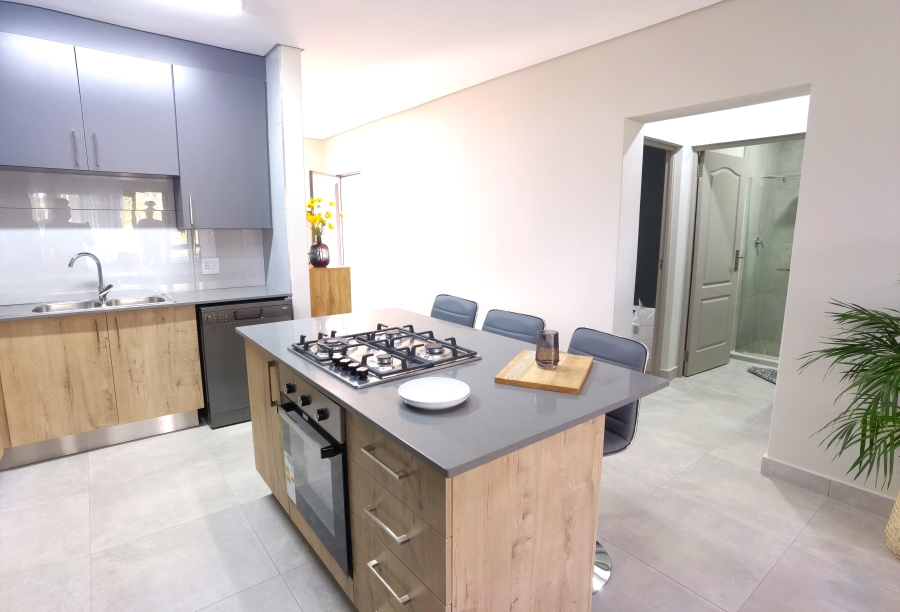 2 Bedroom Property for Sale in Die Hoewes Gauteng