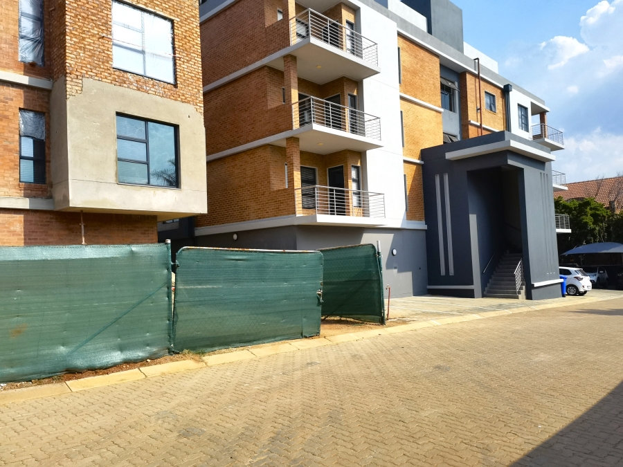 2 Bedroom Property for Sale in Die Hoewes Gauteng