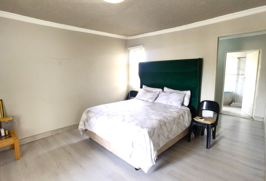 4 Bedroom Property for Sale in Olievenhoutbosch Gauteng