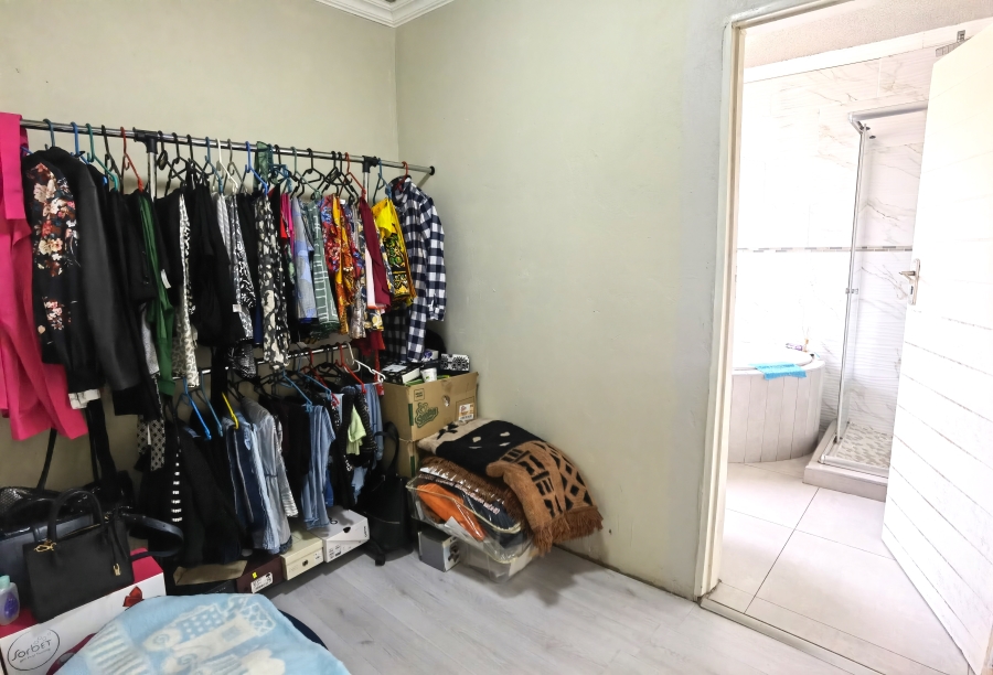 4 Bedroom Property for Sale in Olievenhoutbosch Gauteng