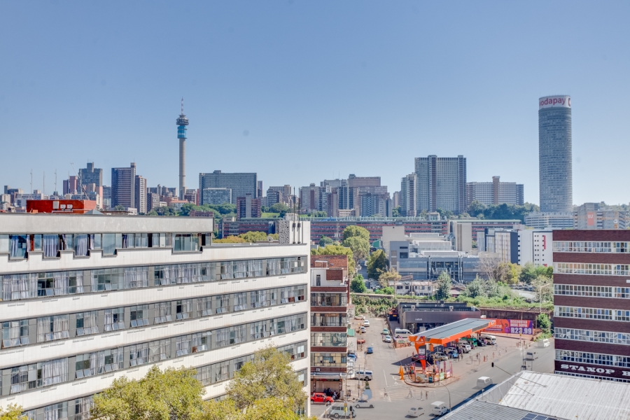 1 Bedroom Property for Sale in Maboneng Gauteng