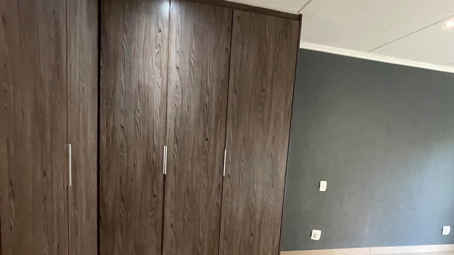 2 Bedroom Property for Sale in Morningside Gauteng
