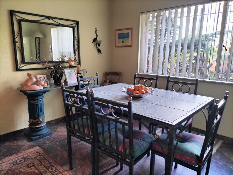 5 Bedroom Property for Sale in Sunair Park Gauteng