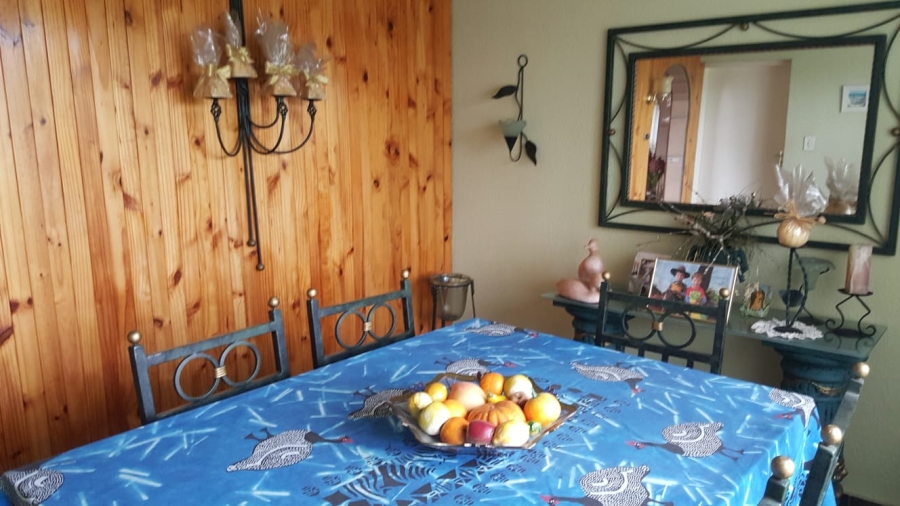 5 Bedroom Property for Sale in Sunair Park Gauteng