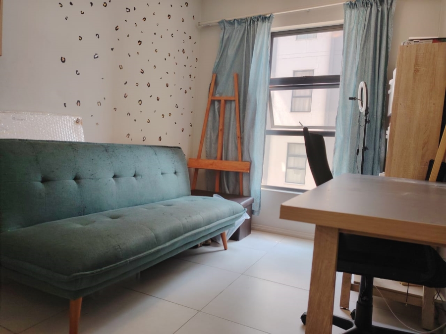 2 Bedroom Property for Sale in Erand Gardens Gauteng
