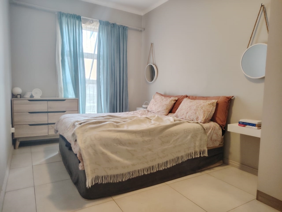 2 Bedroom Property for Sale in Erand Gardens Gauteng