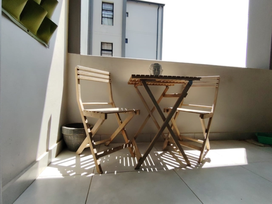 2 Bedroom Property for Sale in Erand Gardens Gauteng