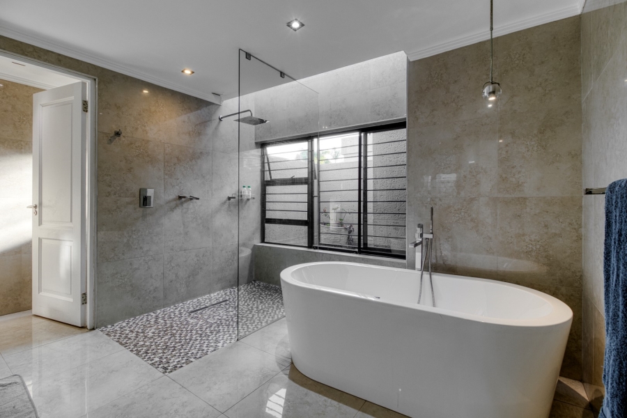 4 Bedroom Property for Sale in Morningside Gauteng