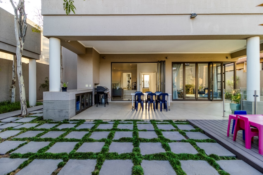 4 Bedroom Property for Sale in Morningside Gauteng