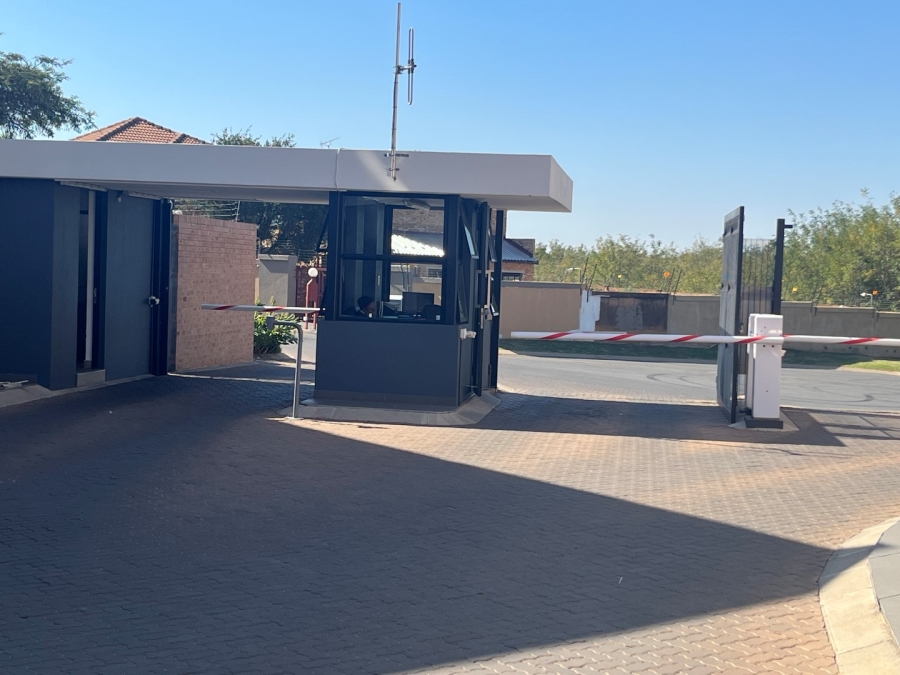 Commercial Property for Sale in Honeydew Gauteng