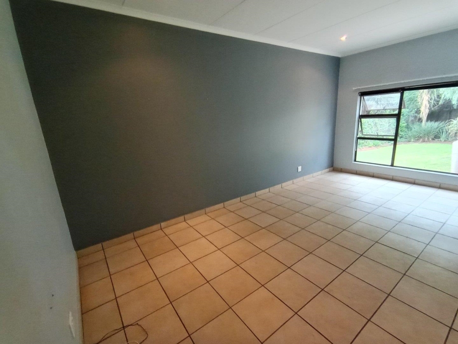 To Let 3 Bedroom Property for Rent in Ruimsig Gauteng