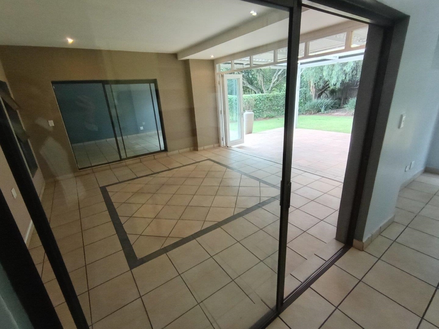 To Let 3 Bedroom Property for Rent in Ruimsig Gauteng