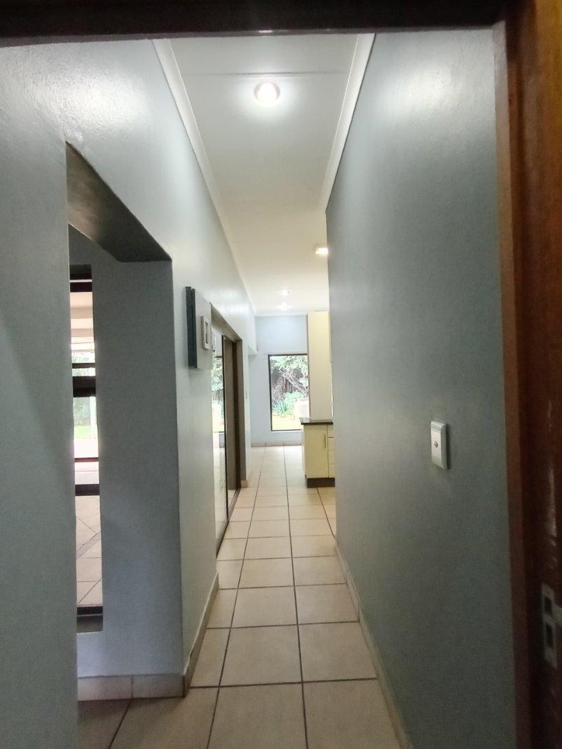 To Let 3 Bedroom Property for Rent in Ruimsig Gauteng