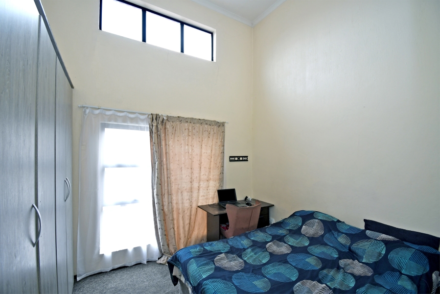 2 Bedroom Property for Sale in North Riding Gauteng