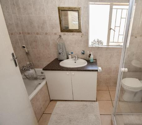 3 Bedroom Property for Sale in Amberfield Glen Gauteng