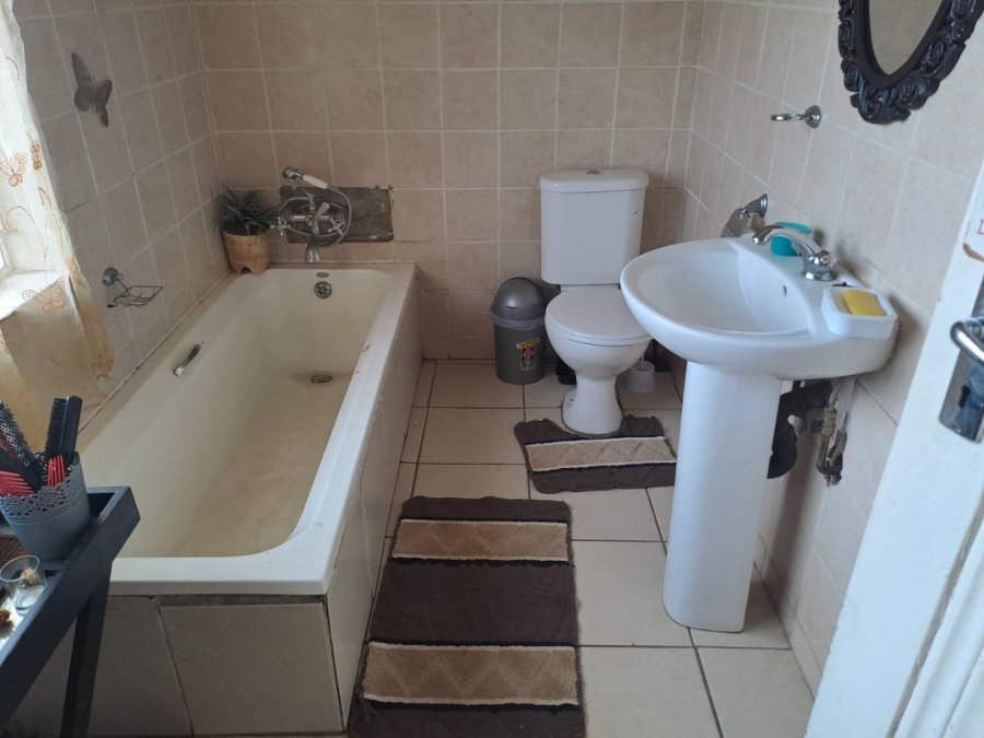 3 Bedroom Property for Sale in Bootha A H Gauteng