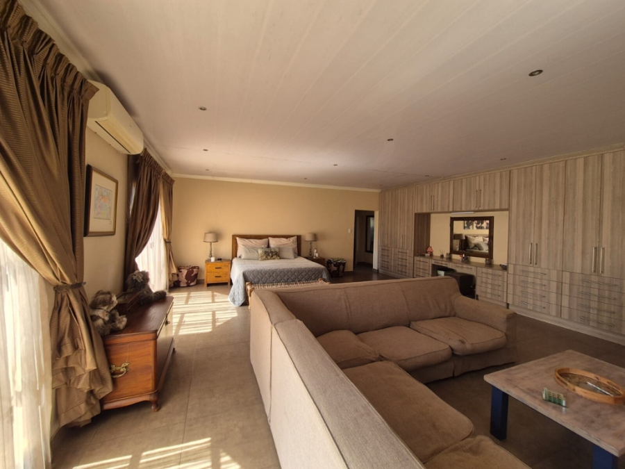 4 Bedroom Property for Sale in Houtkop A H Gauteng